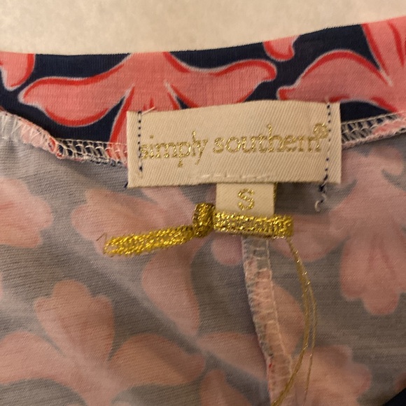 Simply Southern NWT blue and pink knit tunic w/handkerchief hem size S - Picture 3 of 6